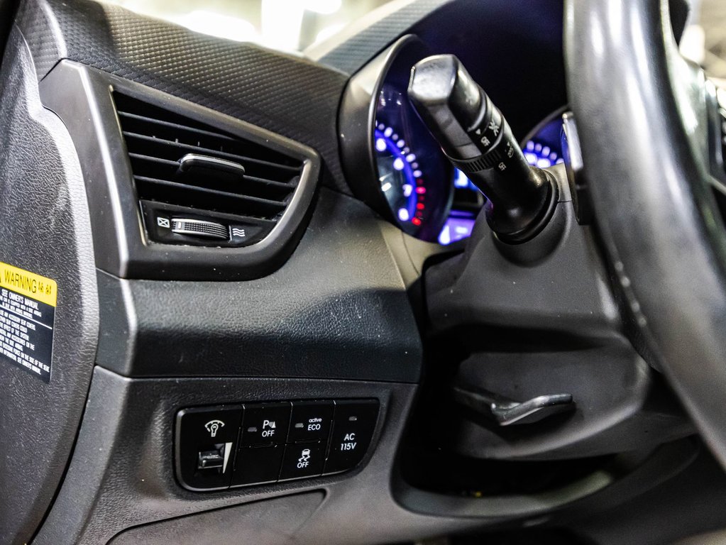 Hyundai Veloster Turbo 2013 à Montréal, Québec - 23 - w1024h768px