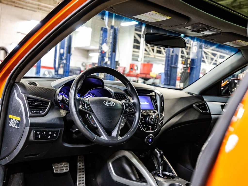 Hyundai Veloster Turbo 2013 à Montréal, Québec - 22 - w1024h768px