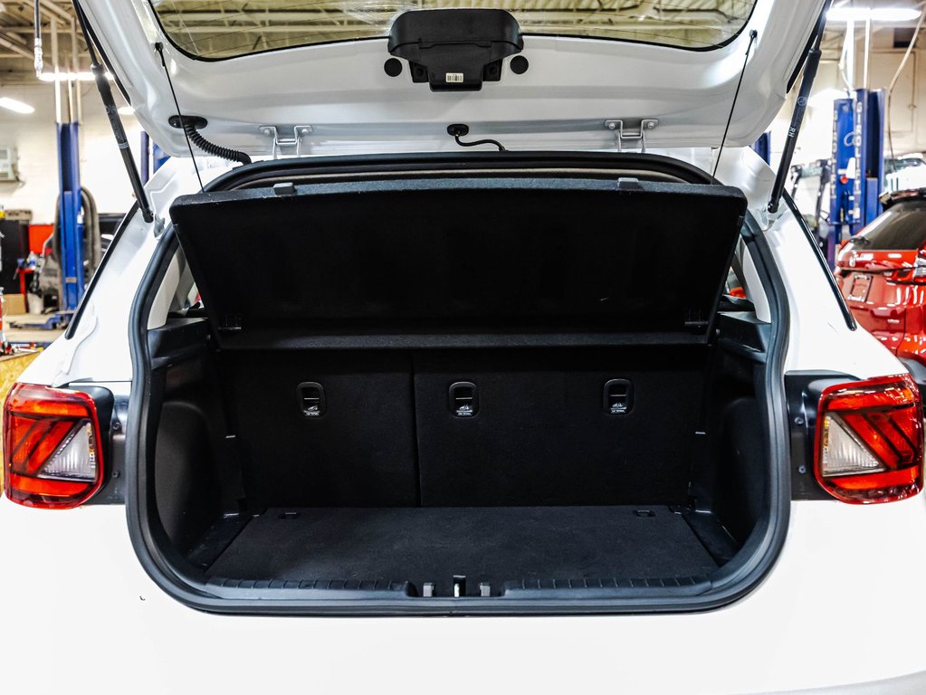 2024 Hyundai Venue Preferred in Montréal, Quebec - 16 - w1024h768px