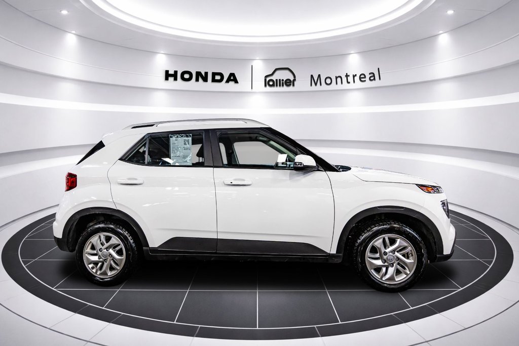 2024 Hyundai Venue Preferred in Montréal, Quebec - 8 - w1024h768px