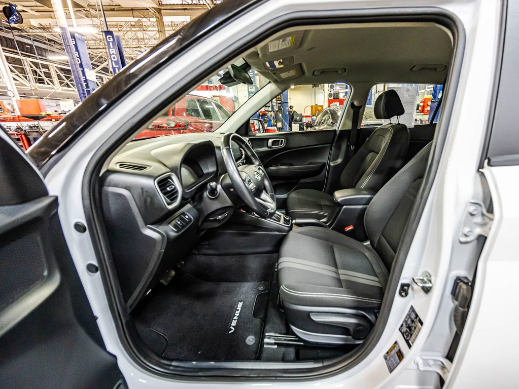 2024 Hyundai Venue Preferred in Montréal, Quebec - 19 - w1024h768px