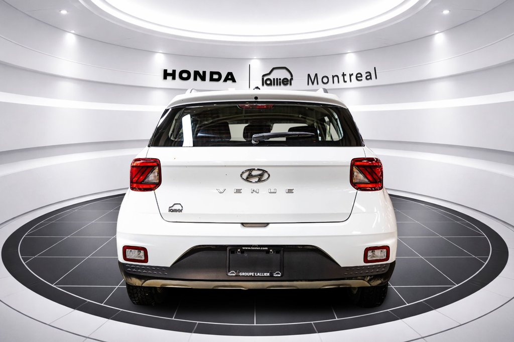 2024 Hyundai Venue Preferred in Montréal, Quebec - 6 - w1024h768px