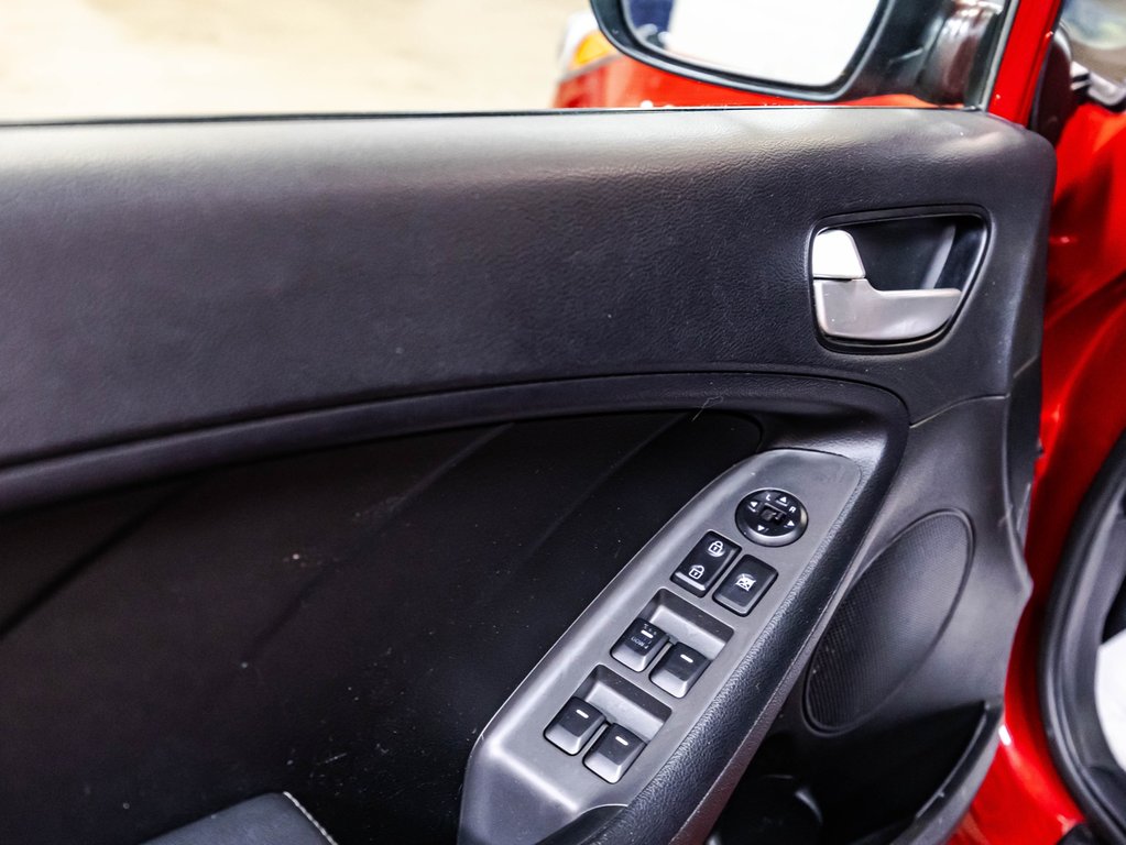 Kia Forte LX 2017 à , Québec - 11 - w1024h768px