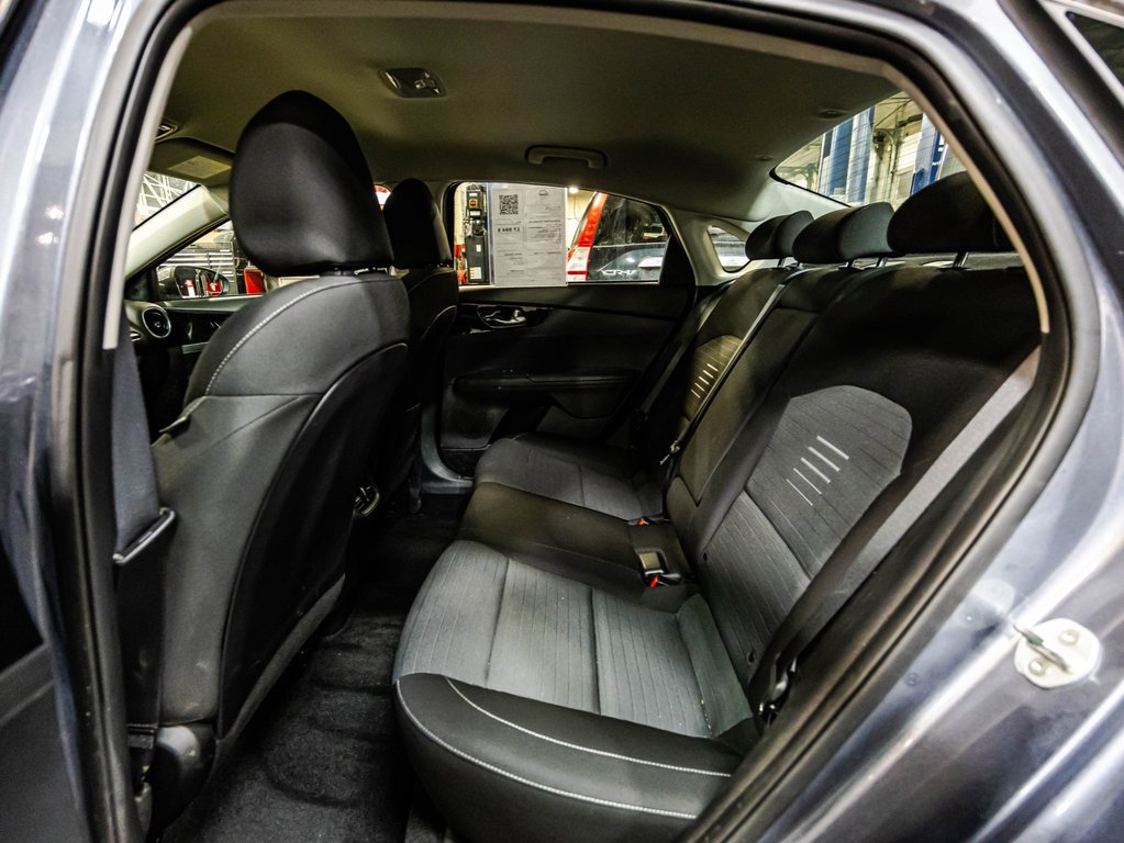 2020 Kia Forte EX in Montréal, Quebec - 13 - w1024h768px