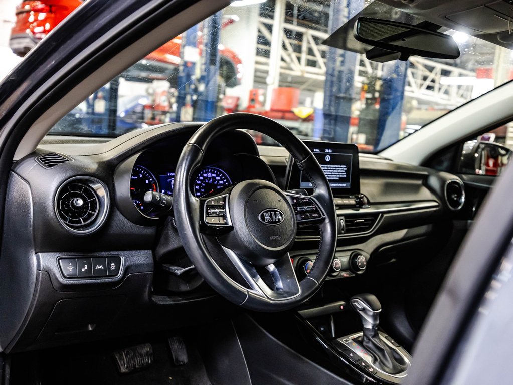 2020 Kia Forte EX in Montréal, Quebec - 19 - w1024h768px