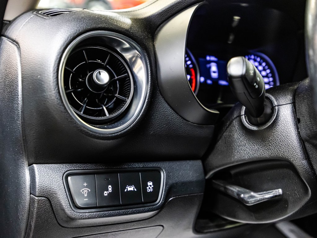 2020 Kia Forte EX in Montréal, Quebec - 20 - w1024h768px