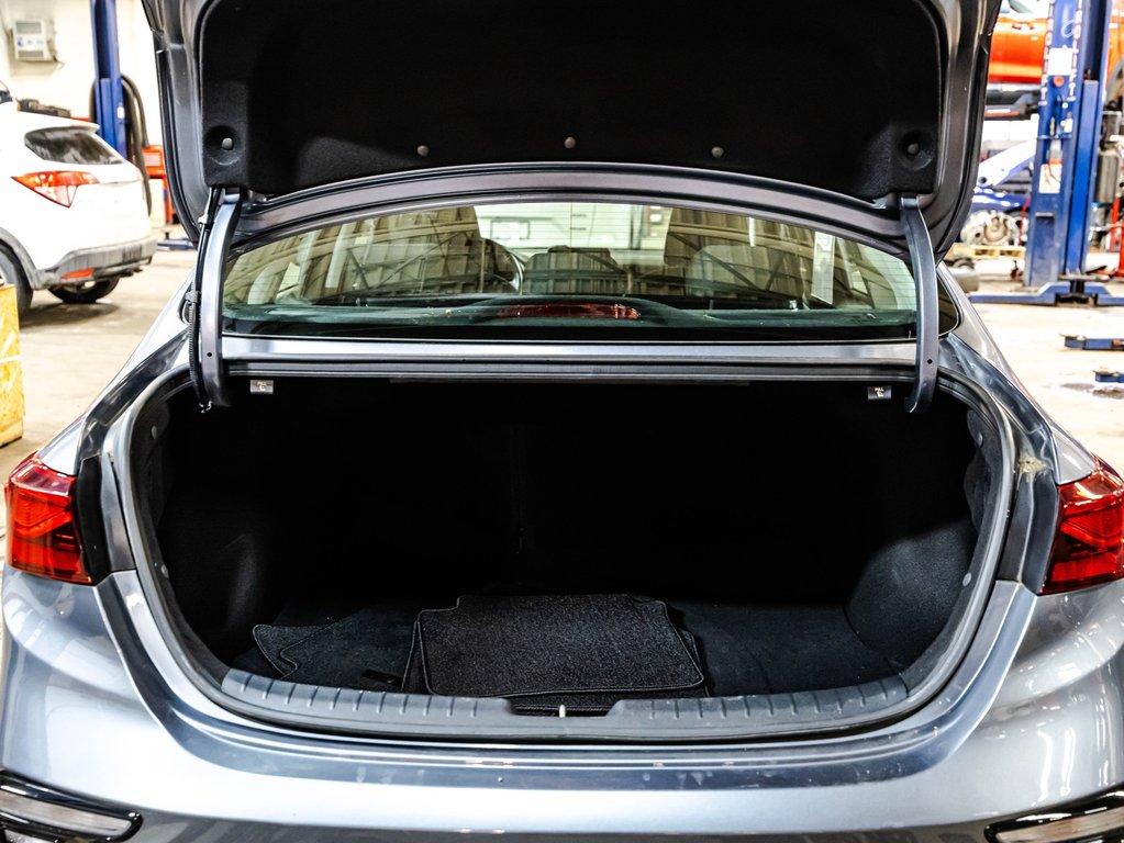 2020 Kia Forte EX in Montréal, Quebec - 15 - w1024h768px