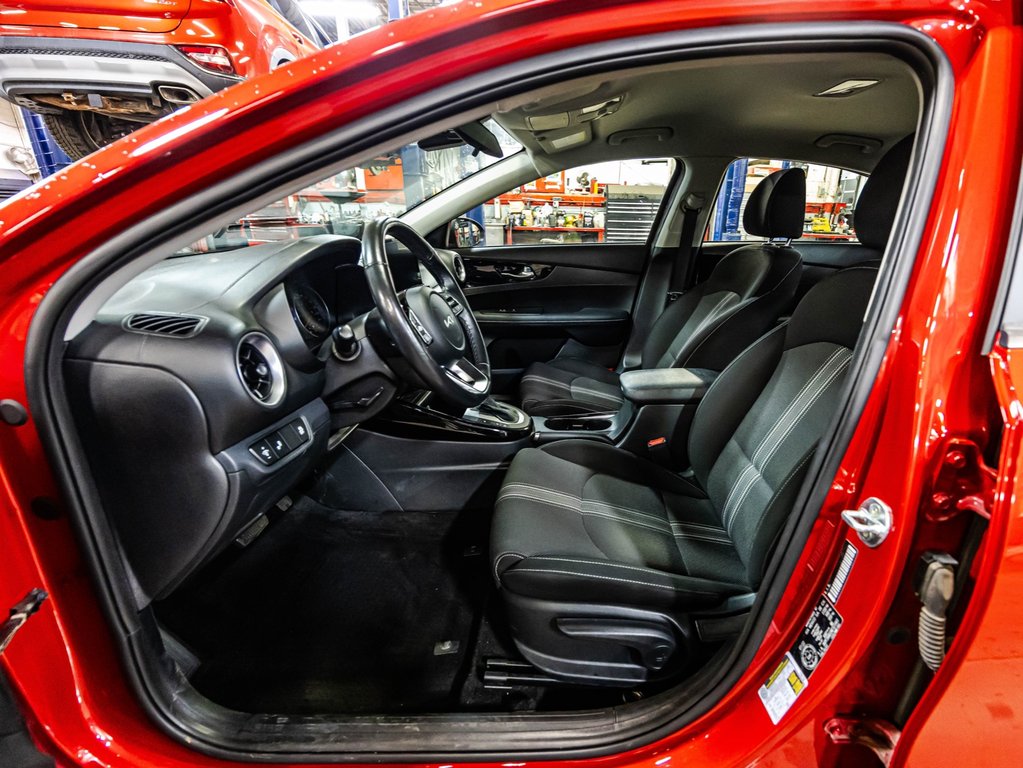 Kia Forte EX 2022 à Montréal, Québec - 18 - w1024h768px