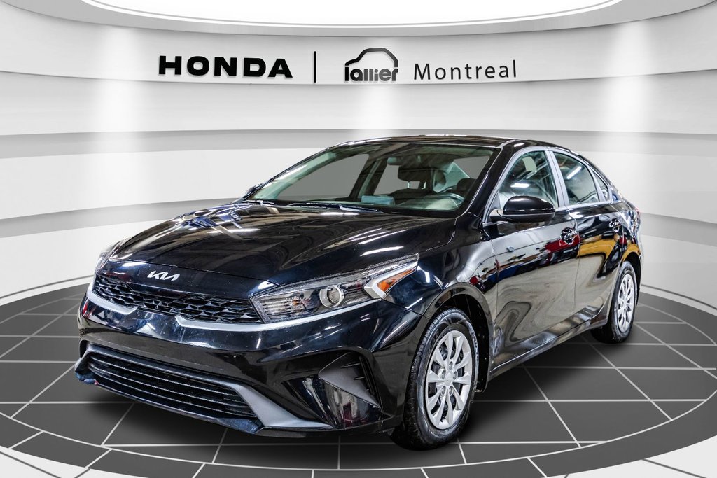 2023 Kia Forte LX in Montréal, Quebec - 3 - w1024h768px
