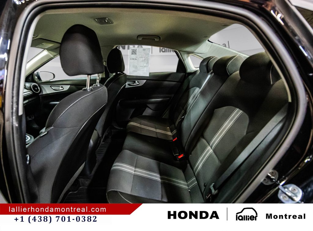 2023 Kia Forte LX in Montréal, Quebec - 13 - w1024h768px