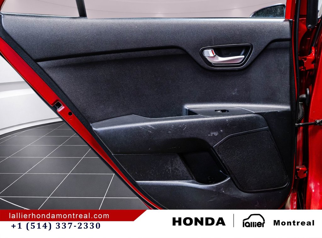 Kia Rio 5-door LX+ 2018 à Montréal, Québec - 12 - w1024h768px