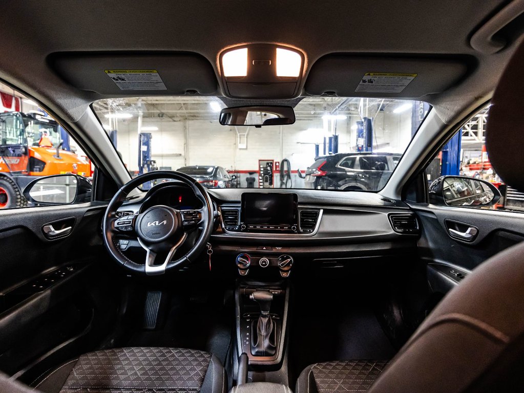 2023 Kia Rio 5-door LX + in Montréal, Quebec - 14 - w1024h768px