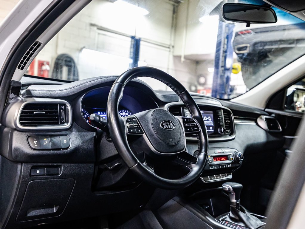 2020 Kia Sorento LX+ in Montréal, Quebec - 20 - w1024h768px