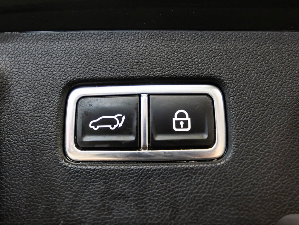 Kia Sorento SX 2023 à , Québec - 17 - w1024h768px