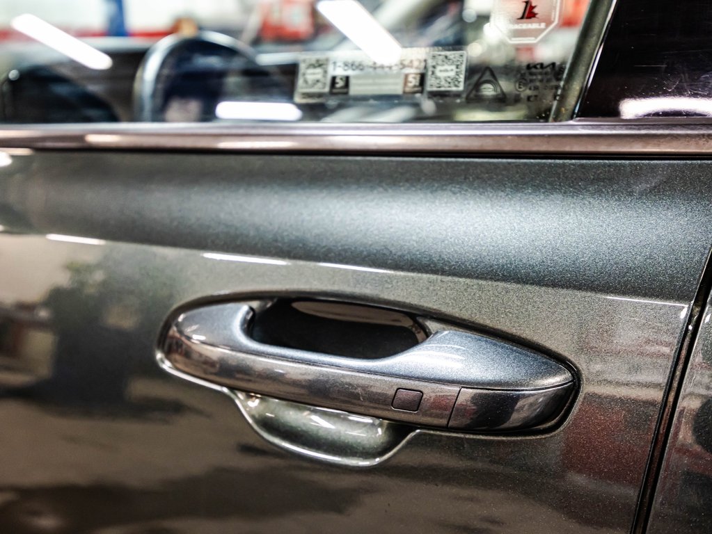 Kia Sorento SX 2023 à , Québec - 11 - w1024h768px