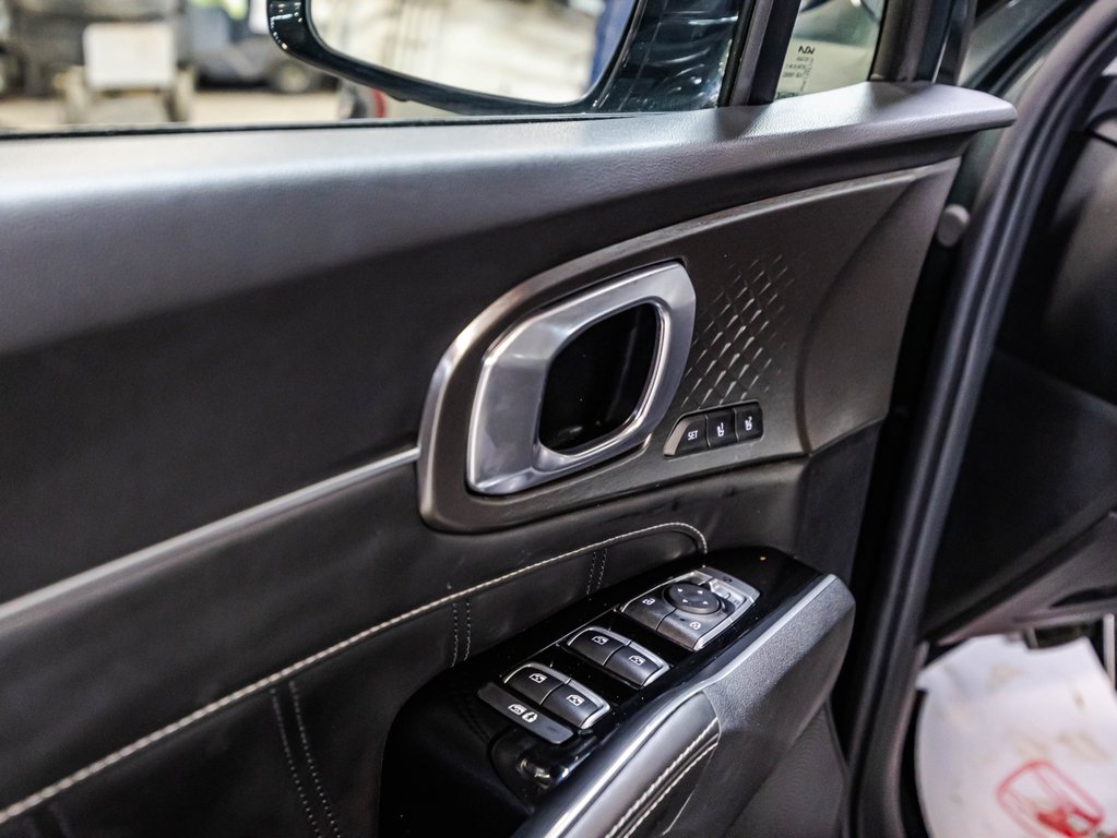 Kia Sorento SX 2023 à , Québec - 12 - w1024h768px