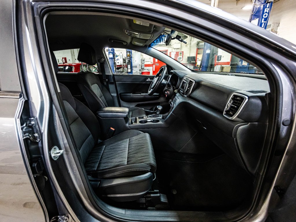 2017 Kia Sportage LX in , Quebec - 17 - w1024h768px
