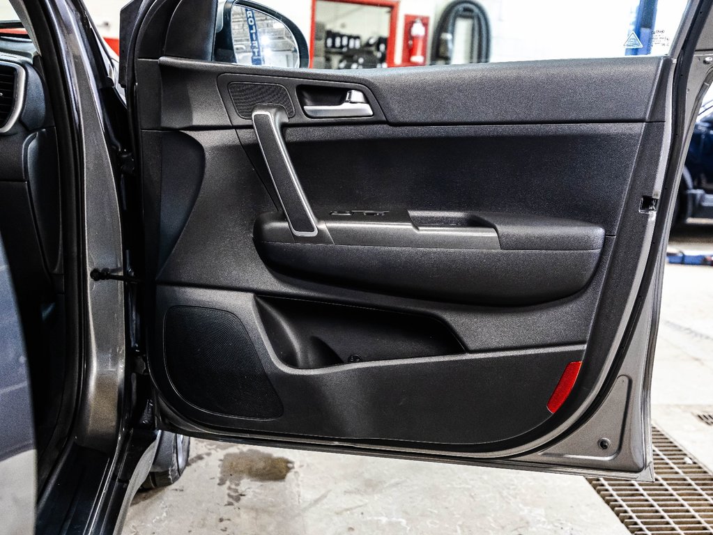 2017 Kia Sportage LX in , Quebec - 16 - w1024h768px
