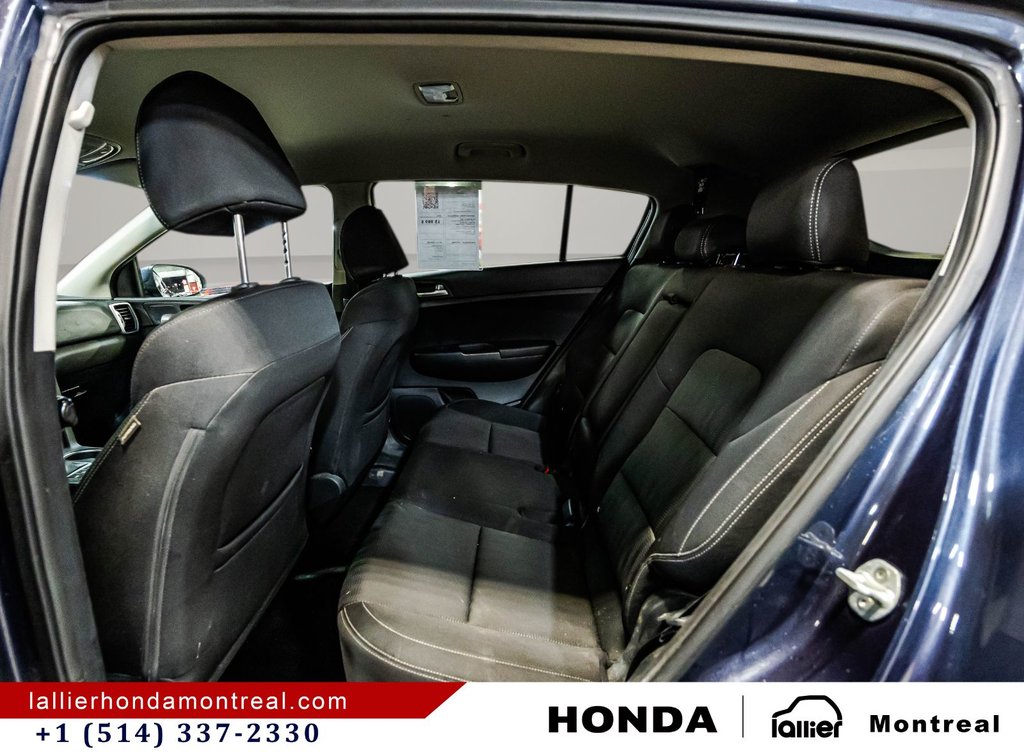 2018 Kia Sportage LX in Montréal, Quebec - 13 - w1024h768px
