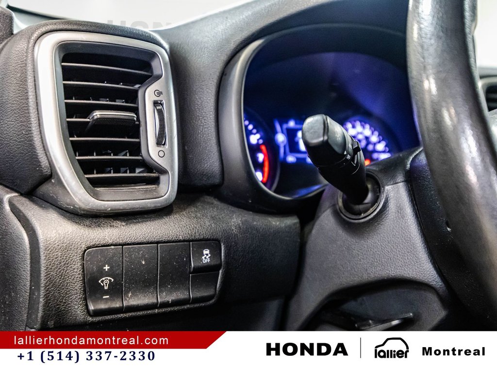 2018 Kia Sportage LX in Montréal, Quebec - 20 - w1024h768px