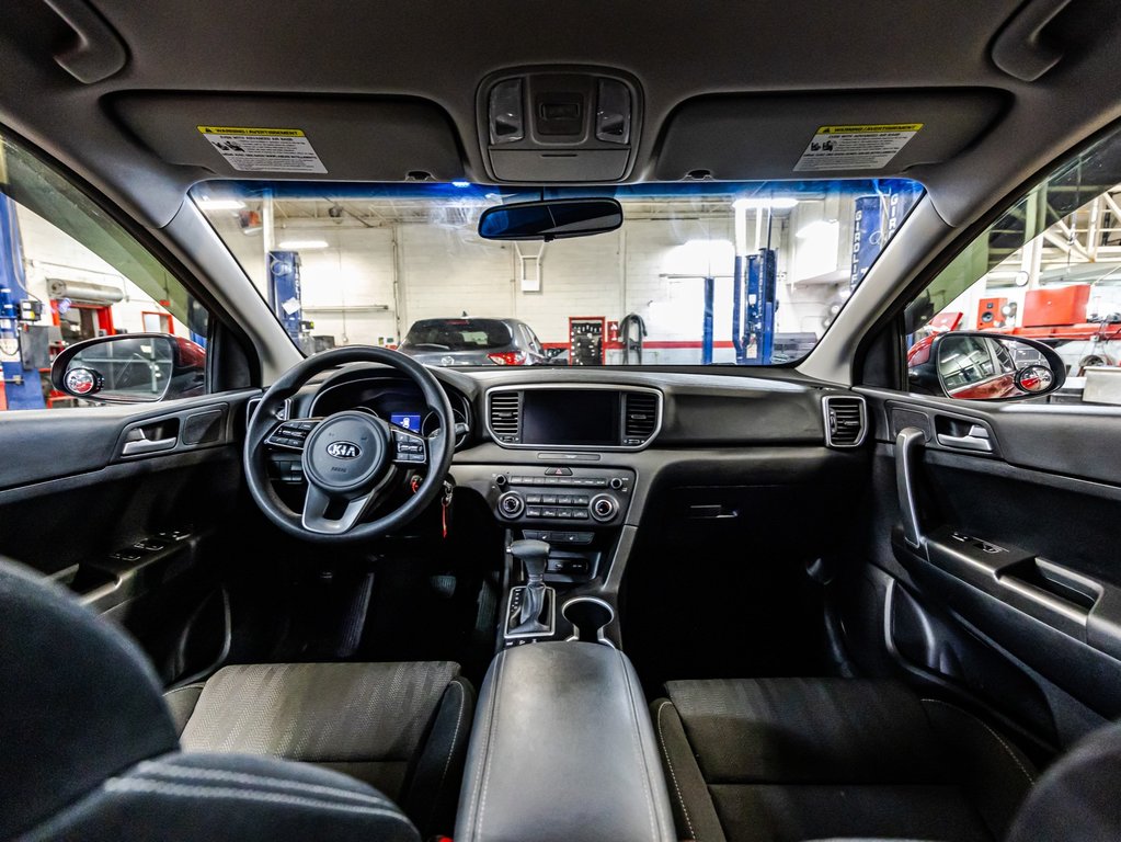 2022 Kia Sportage LX in Montréal, Quebec - 14 - w1024h768px