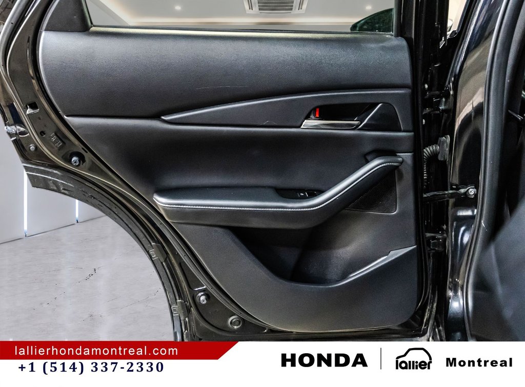 Mazda CX-30 GS AWD 2024 à Montréal, Québec - 12 - w1024h768px