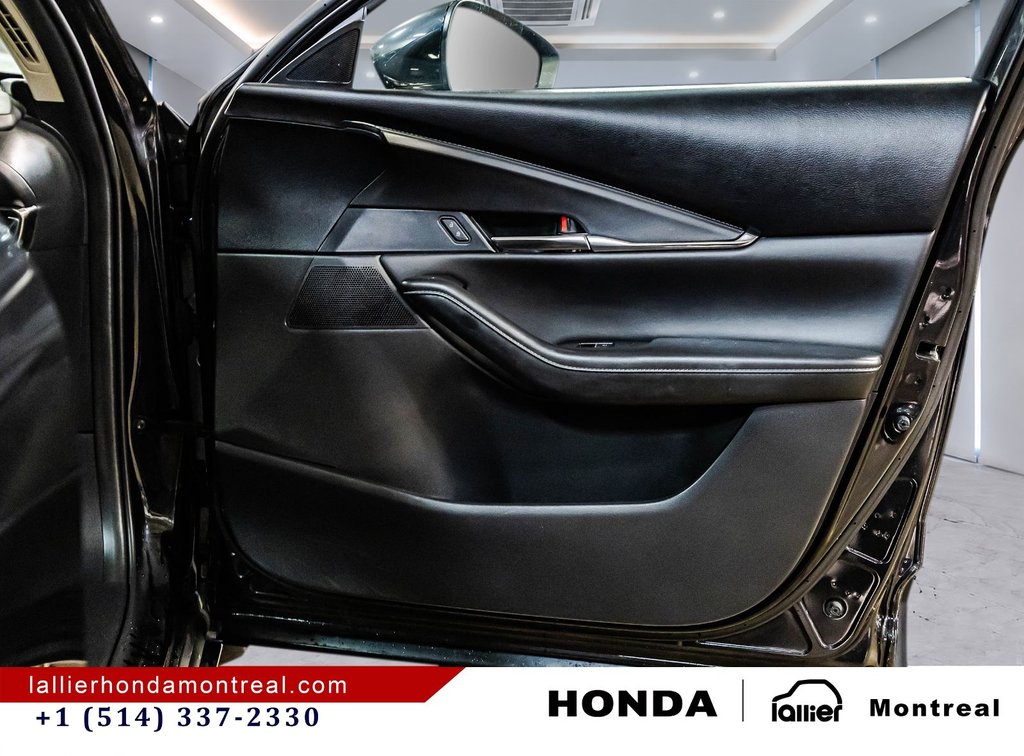 Mazda CX-30 GS AWD 2024 à Montréal, Québec - 16 - w1024h768px