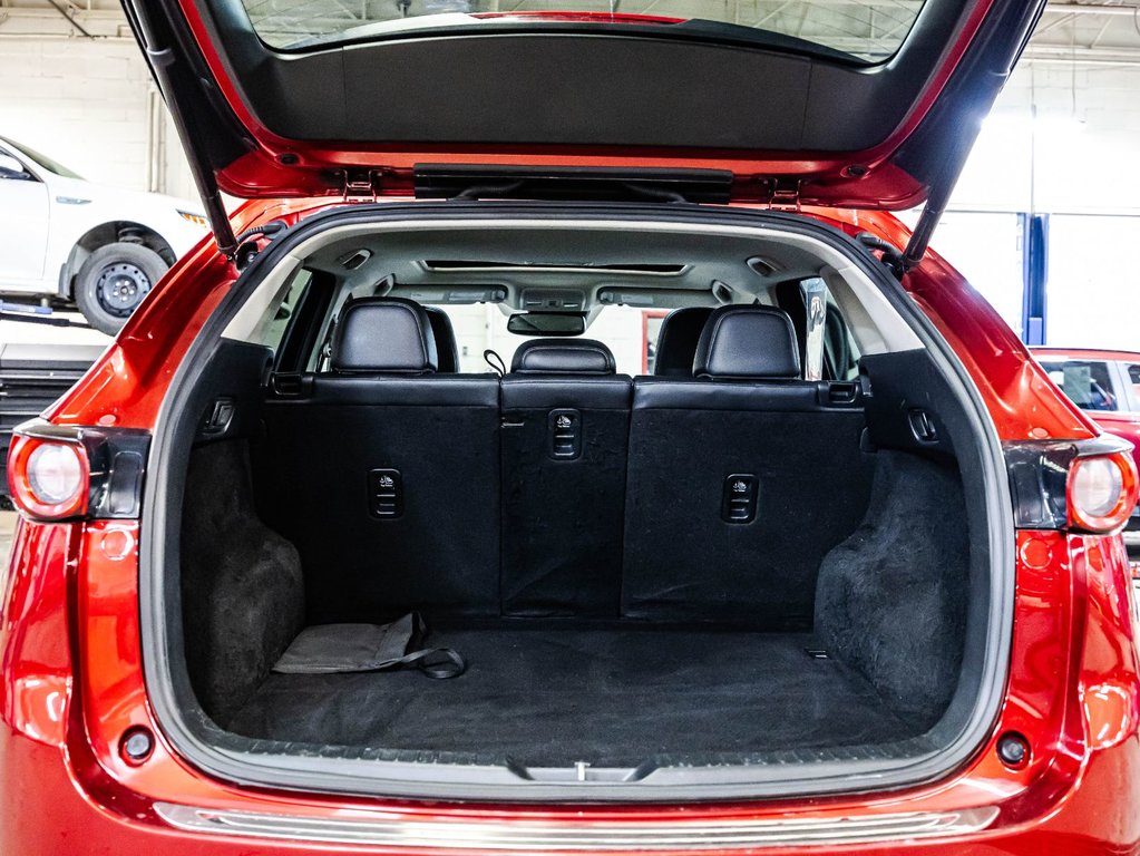 2017 Mazda CX-5 GT in Montréal, Quebec - 17 - w1024h768px