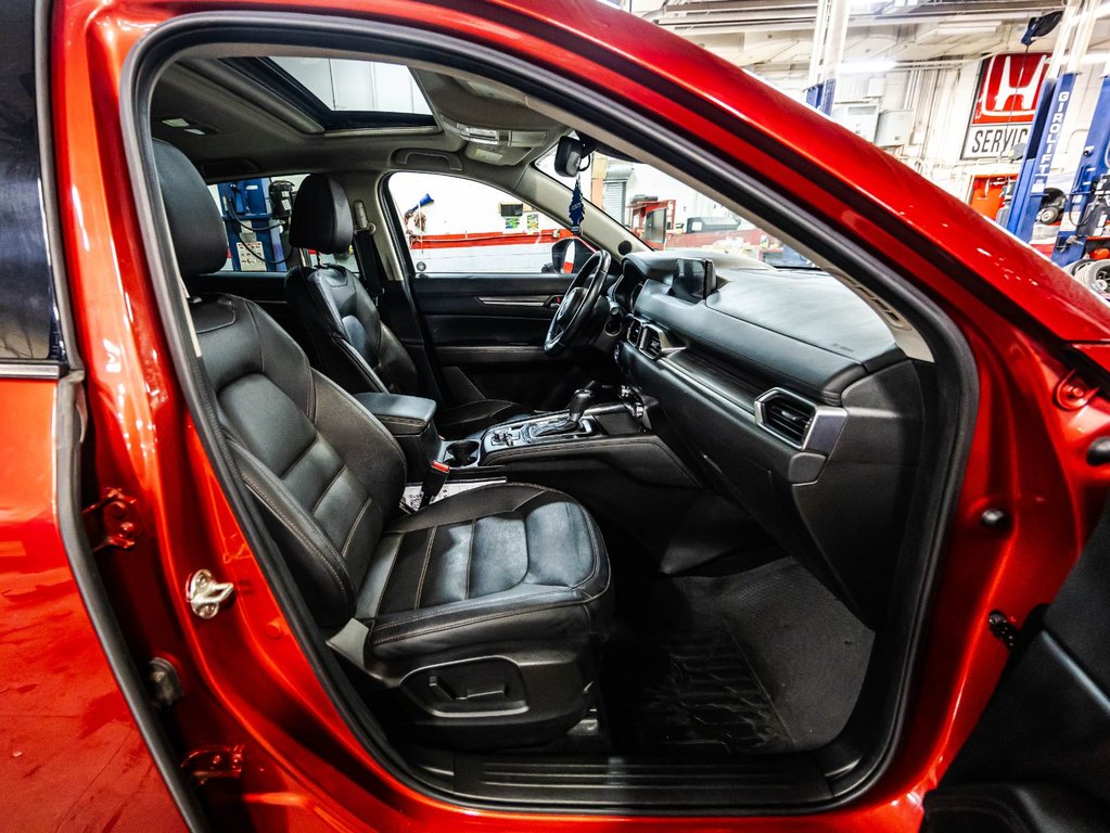 Mazda CX-5 GT 2017 à Montréal, Québec - 19 - w1024h768px