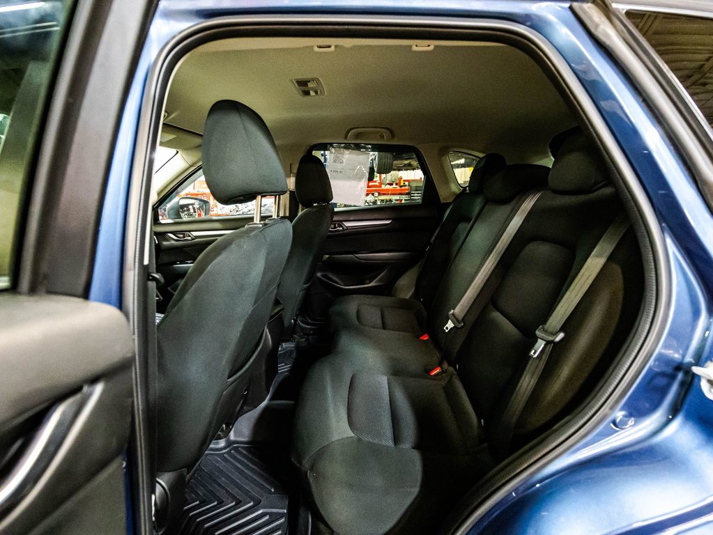 2019 Mazda CX-5 GX in Montréal, Quebec - 13 - w1024h768px