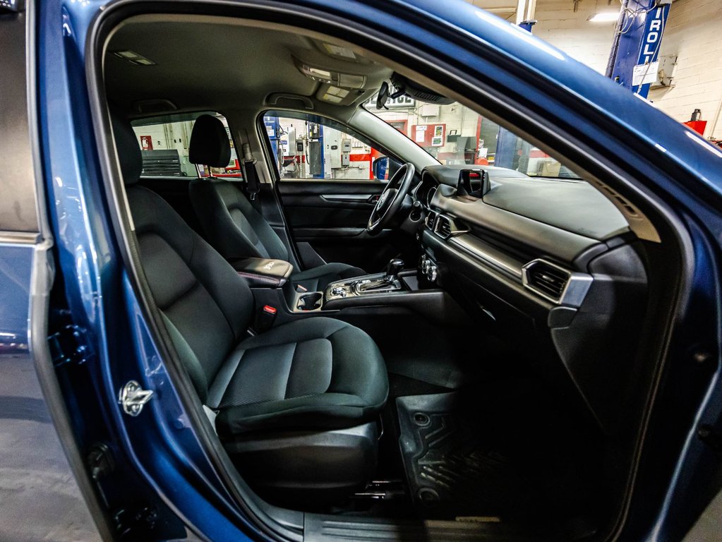 2019 Mazda CX-5 GX in Montréal, Quebec - 17 - w1024h768px
