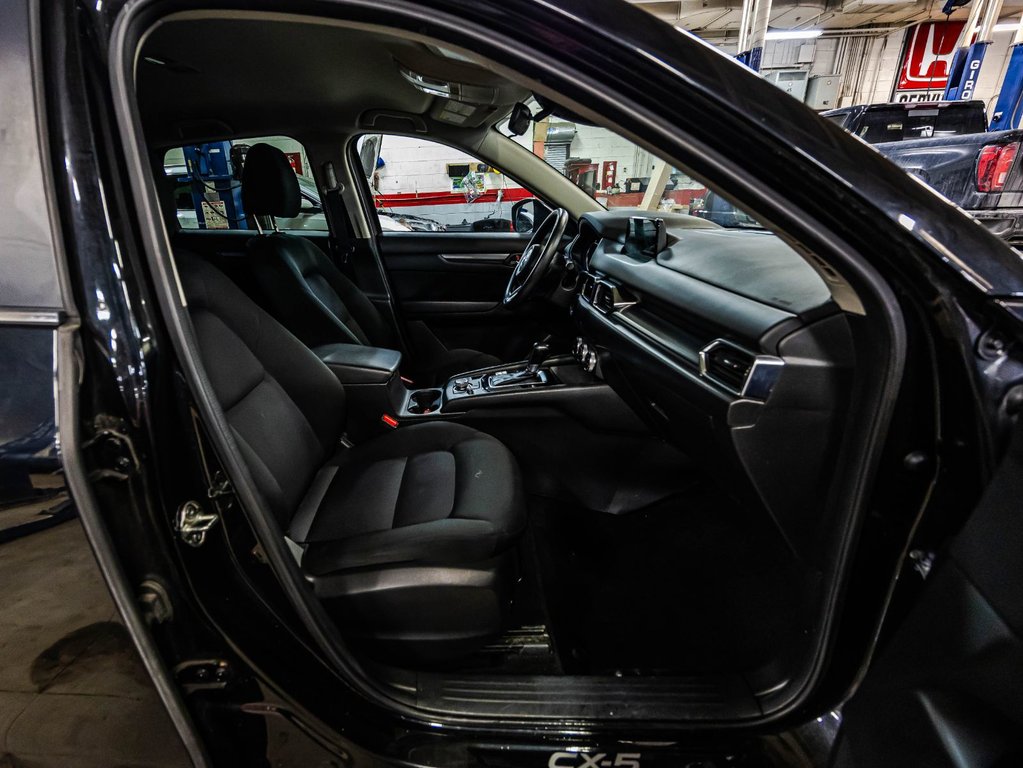 2019 Mazda CX-5 GX in Montréal, Quebec - 17 - w1024h768px