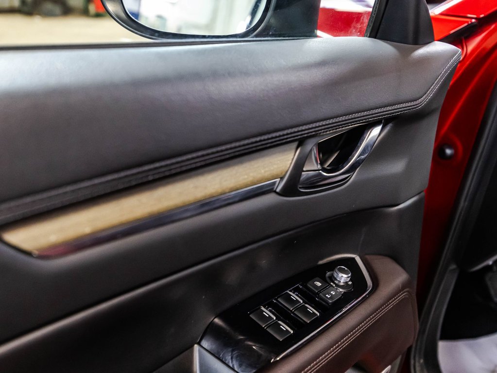 Mazda CX-5 Signature 2019 à Montréal, Québec - 12 - w1024h768px