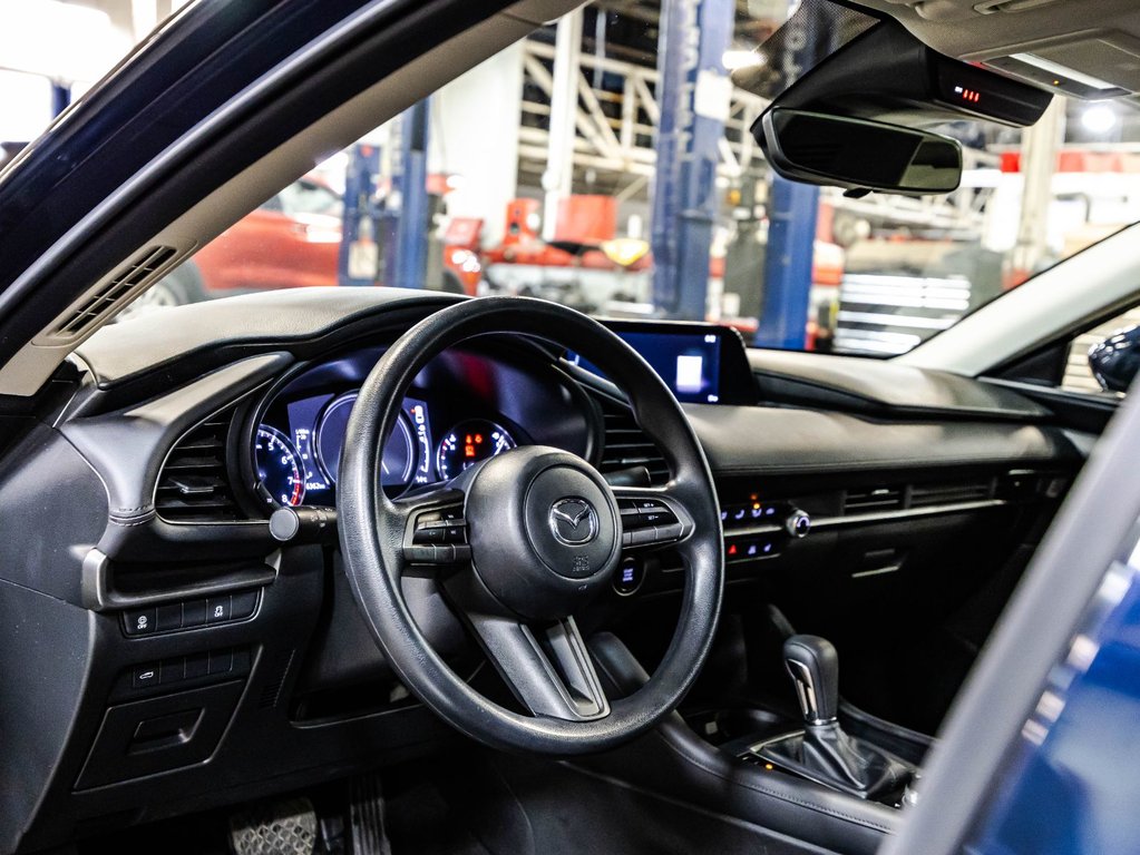 Mazda 3 GX 2022 à , Québec - 19 - w1024h768px