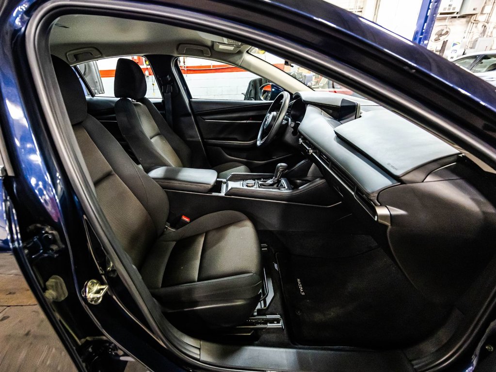 Mazda 3 GX 2022 à , Québec - 17 - w1024h768px