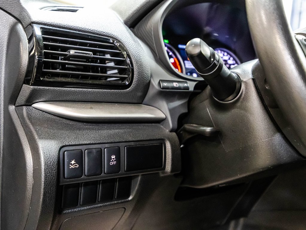 2022 Mitsubishi ECLIPSE CROSS ES in Montréal, Quebec - 20 - w1024h768px