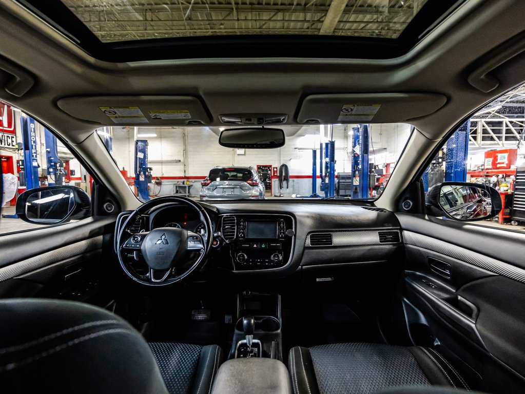 2016 Mitsubishi Outlander SE in Montréal, Quebec - 15 - w1024h768px