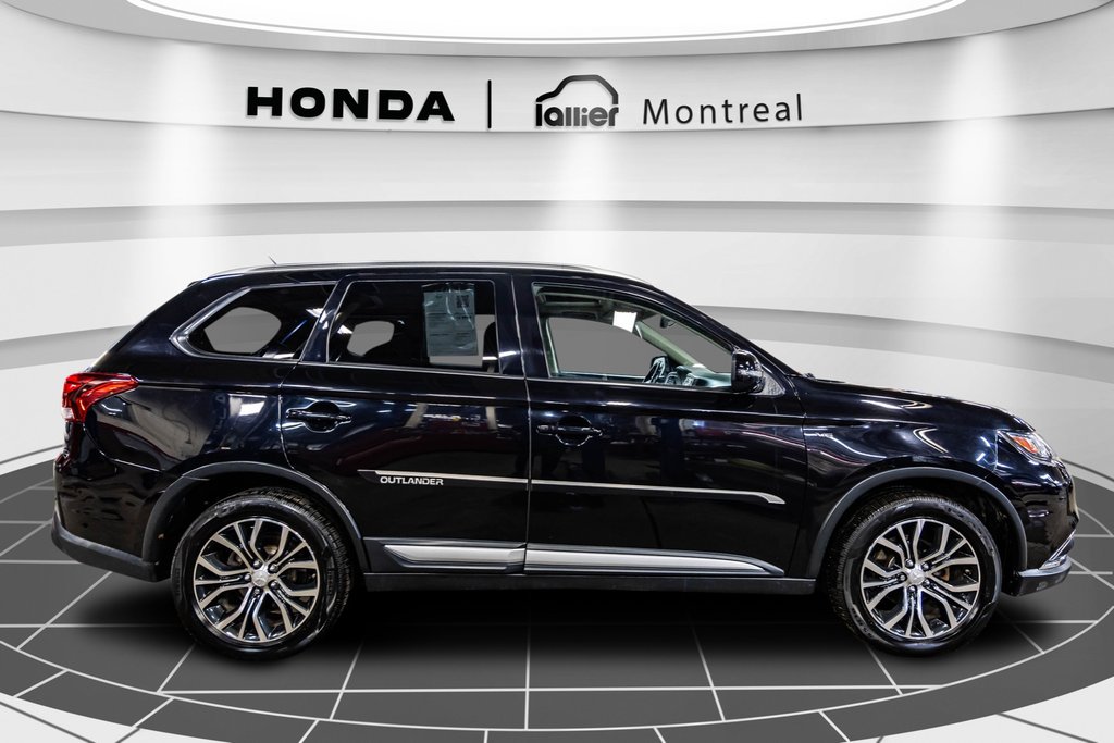 2016 Mitsubishi Outlander SE in Montréal, Quebec - 8 - w1024h768px