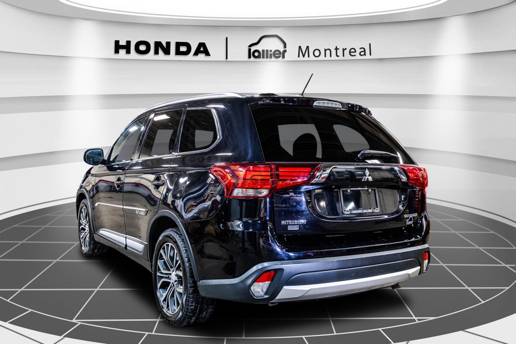 2016 Mitsubishi Outlander SE in Montréal, Quebec - 5 - w1024h768px