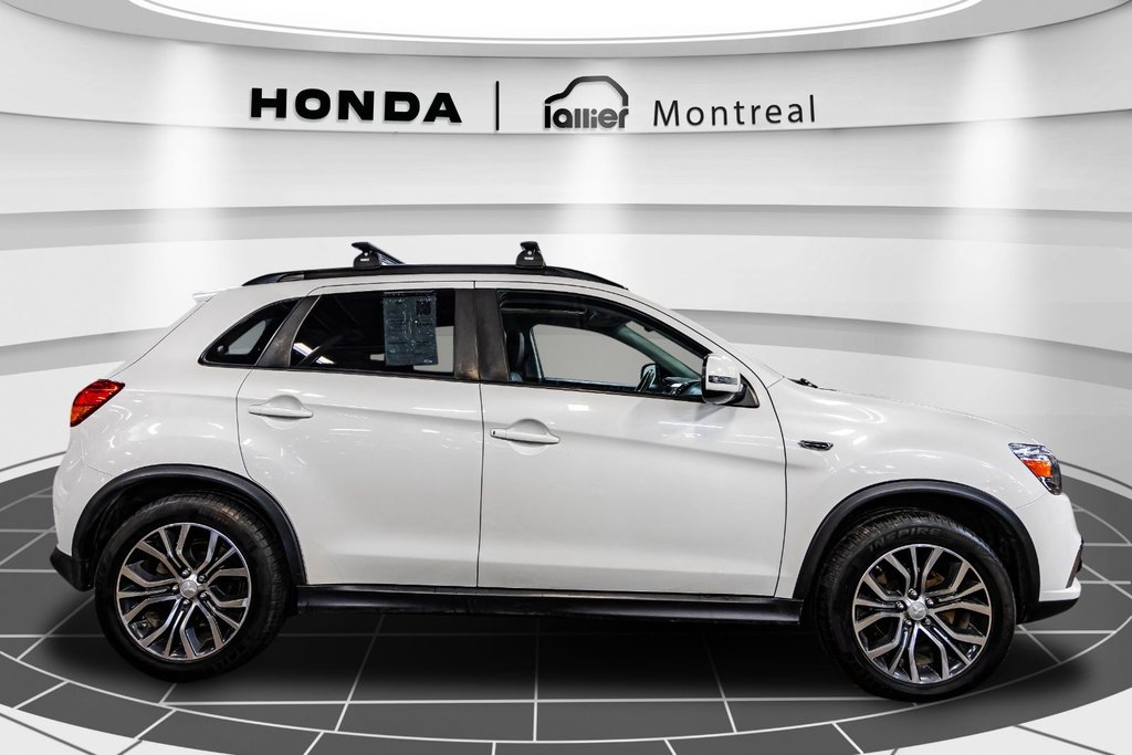 2016 Mitsubishi RVR SE LIMITED in Montréal, Quebec - 8 - w1024h768px