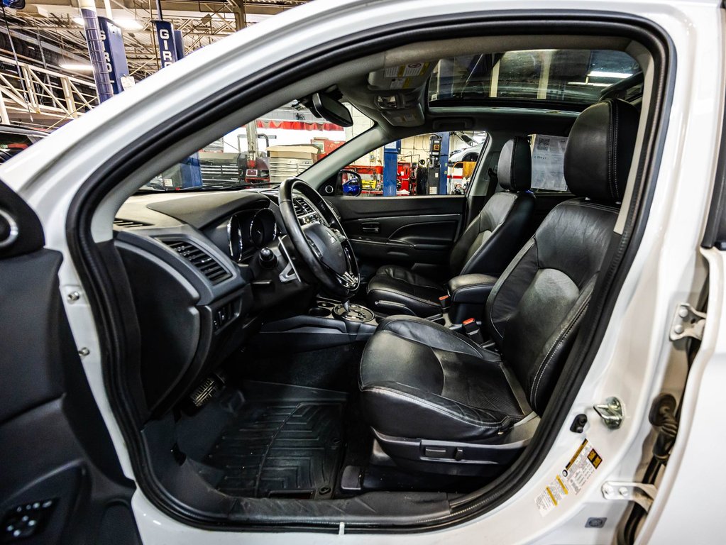 2016 Mitsubishi RVR SE LIMITED in Montréal, Quebec - 20 - w1024h768px