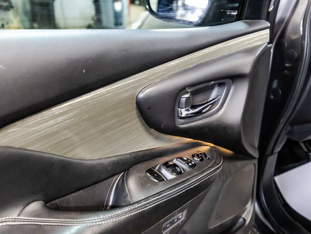 2016 Nissan Murano SL in Montréal, Quebec - 12 - w1024h768px