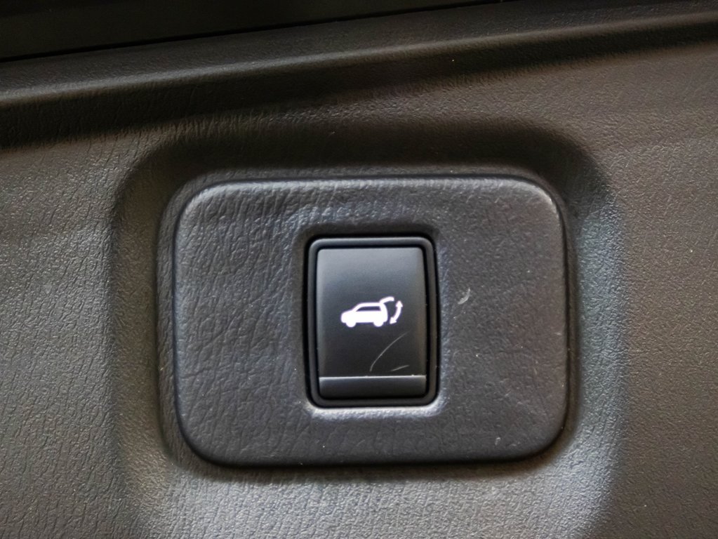 Nissan Pathfinder PLATINUM 2015 à Montréal, Québec - 16 - w1024h768px