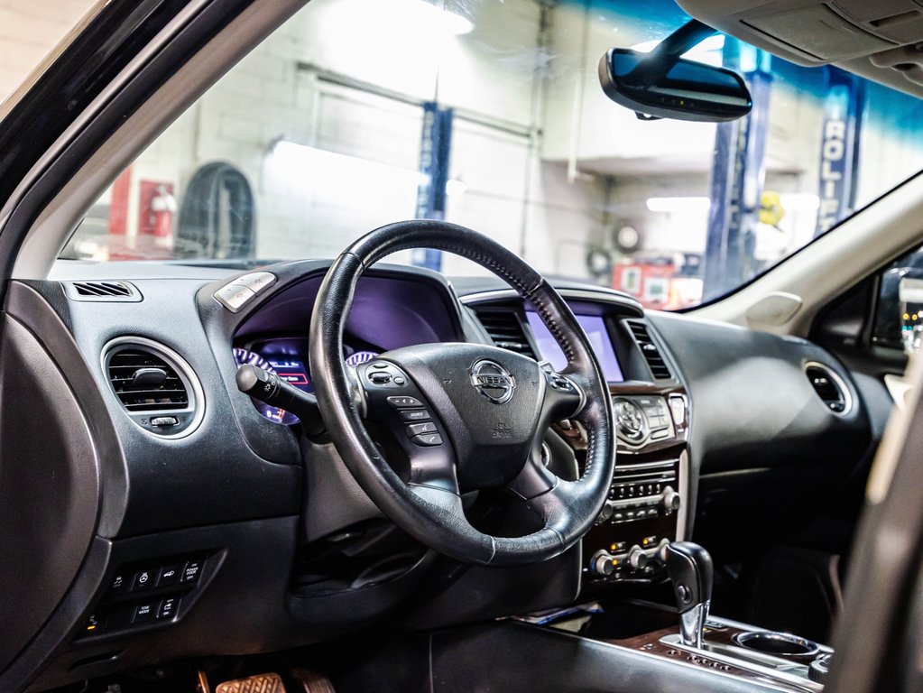 Nissan Pathfinder PLATINUM 2015 à Montréal, Québec - 22 - w1024h768px