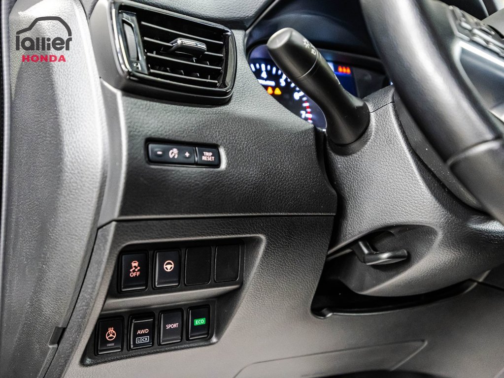 2022 Nissan Qashqai SL in Montréal, Quebec - 22 - w1024h768px