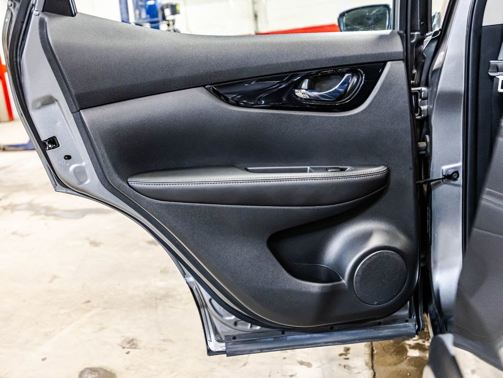 Nissan Qashqai SV 2022 à Montréal, Québec - 13 - w1024h768px