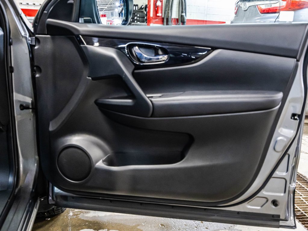 Nissan Qashqai SV 2022 à Montréal, Québec - 17 - w1024h768px