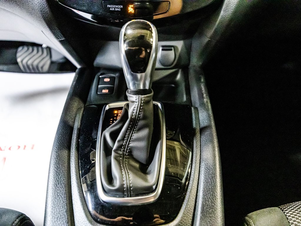Nissan Qashqai SV 2023 à Montréal, Québec - 25 - w1024h768px