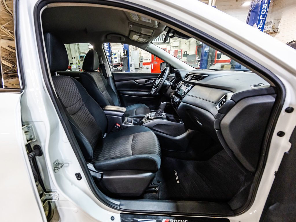 Nissan Rogue SV 2019 à , Québec - 20 - w1024h768px