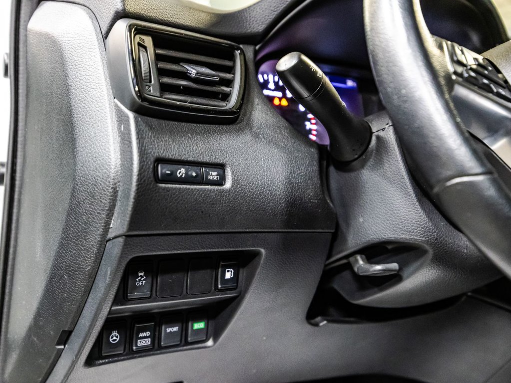 2019 Nissan Rogue S in , Quebec - 20 - w1024h768px